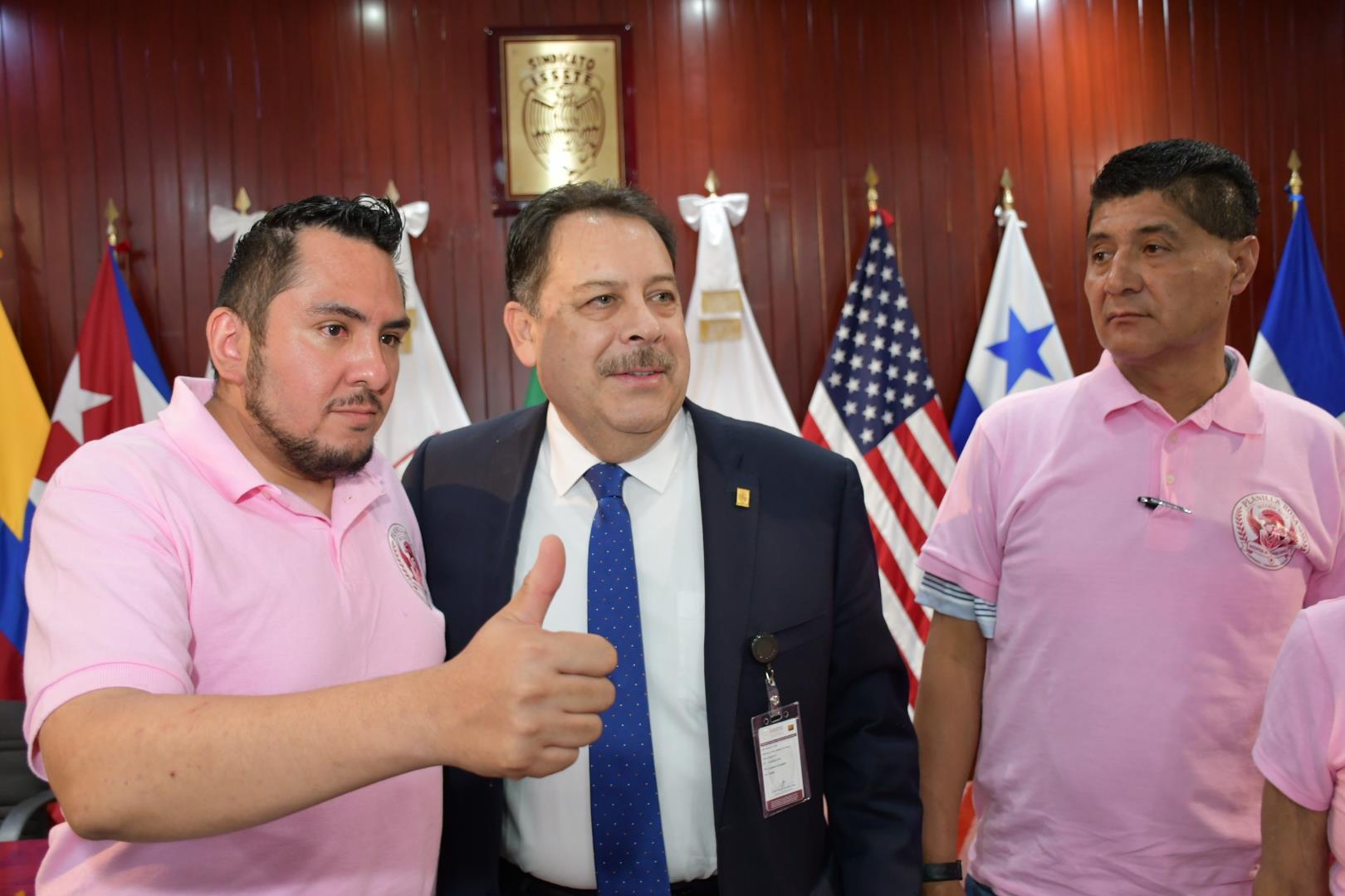 Visita de compañeros de la Sección XLVII, HG” Dr. Fernando Quiroz Gutiérrez”